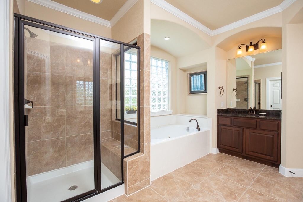 162 W Hullwood Court - Photo 28
