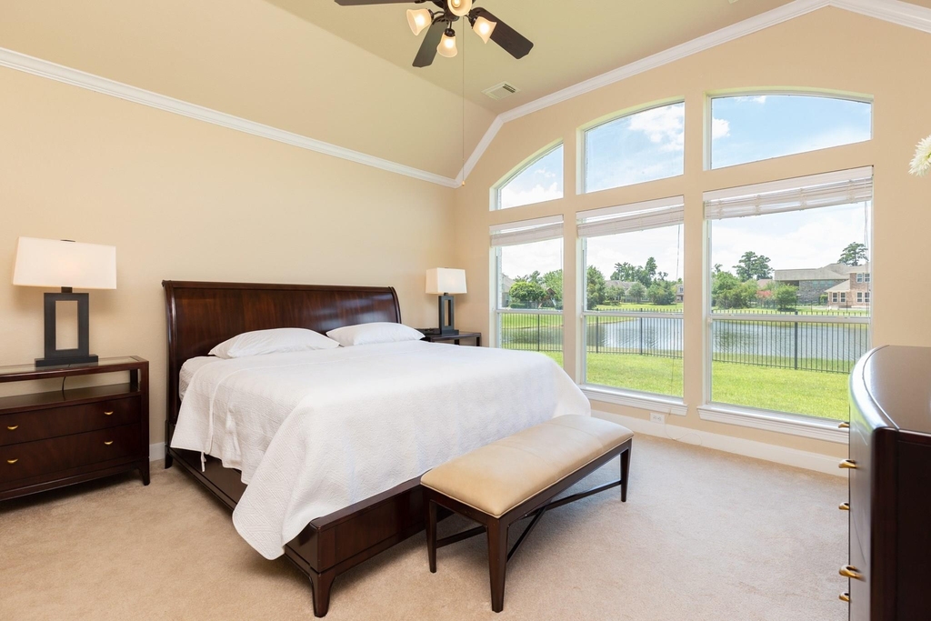 162 W Hullwood Court - Photo 23
