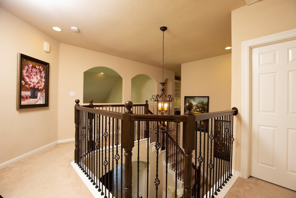 162 W Hullwood Court - Photo 38