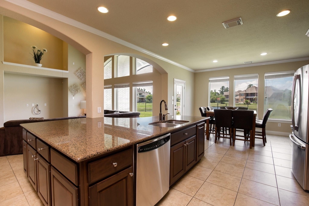 162 W Hullwood Court - Photo 17
