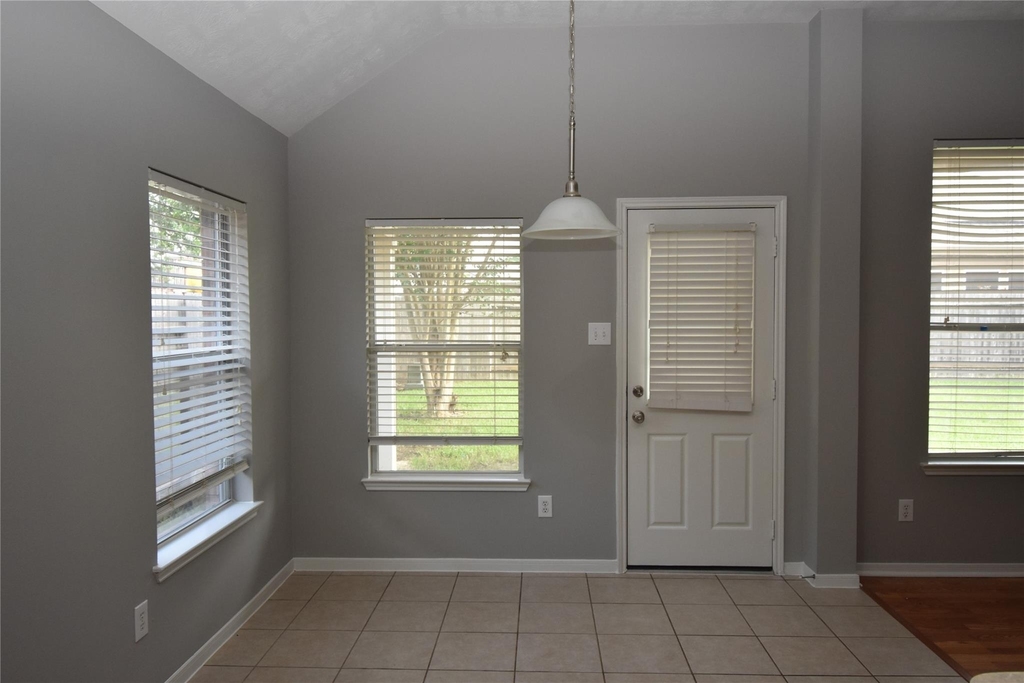 9518 Brackenton Crest Drive - Photo 6