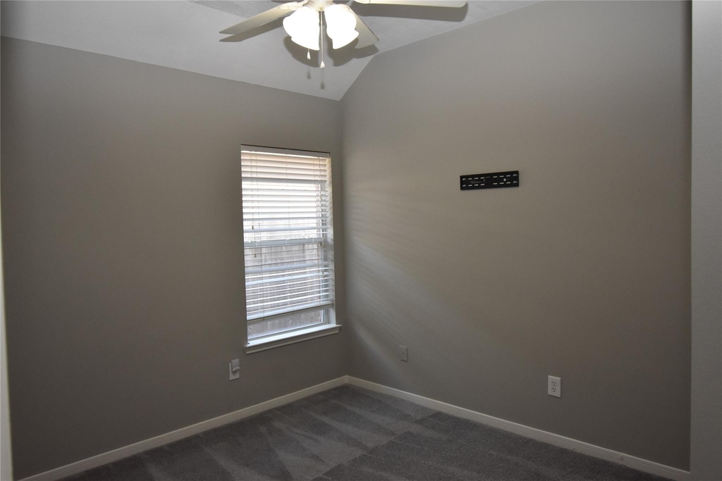 9518 Brackenton Crest Drive - Photo 2