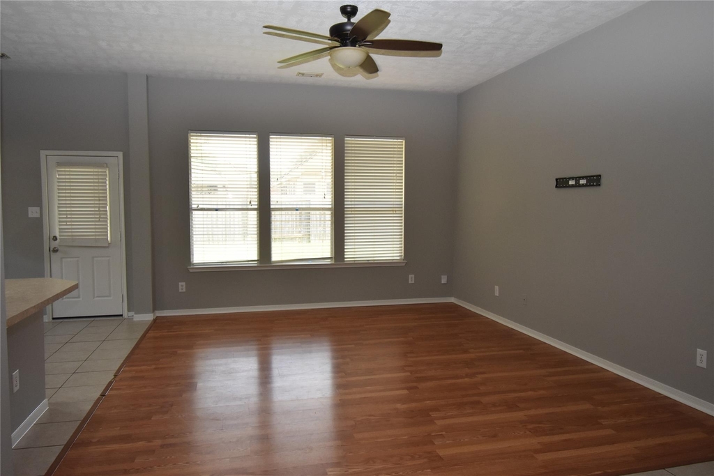 9518 Brackenton Crest Drive - Photo 8