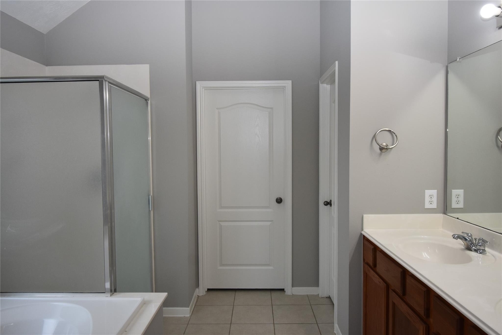 9518 Brackenton Crest Drive - Photo 12