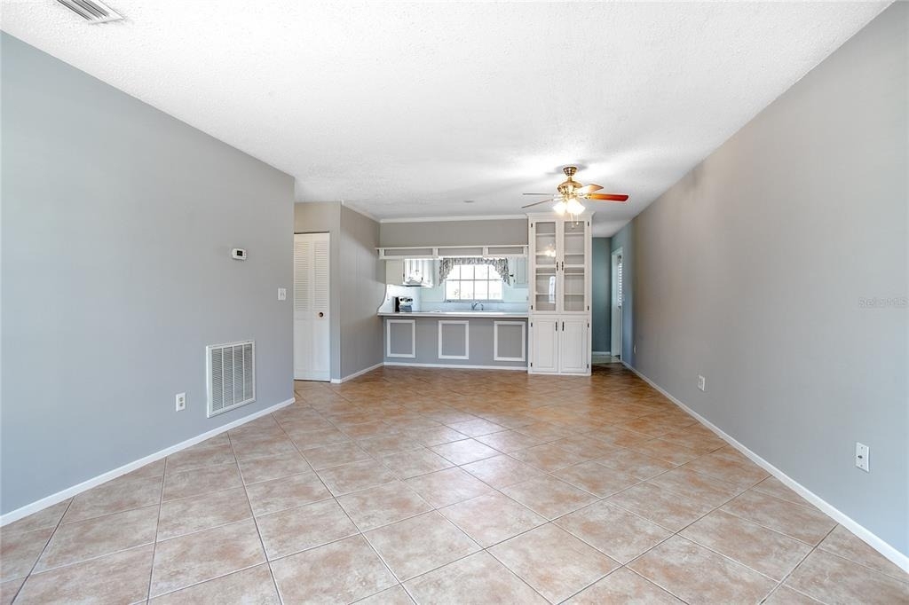 135 W Minnesota Avenue - Photo 1