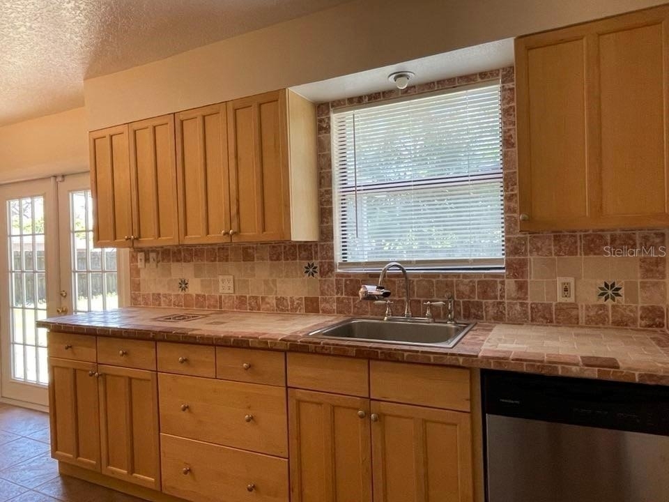512 Galloway Avenue - Photo 5