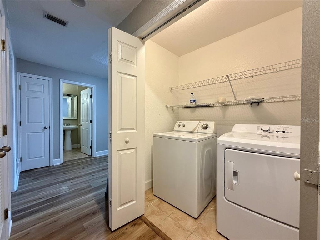 526 101st Avenue N - Photo 14
