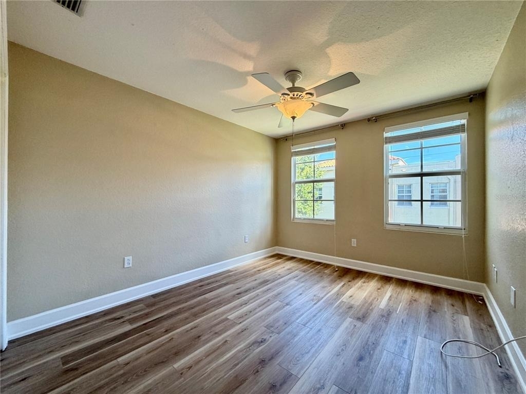 526 101st Avenue N - Photo 24