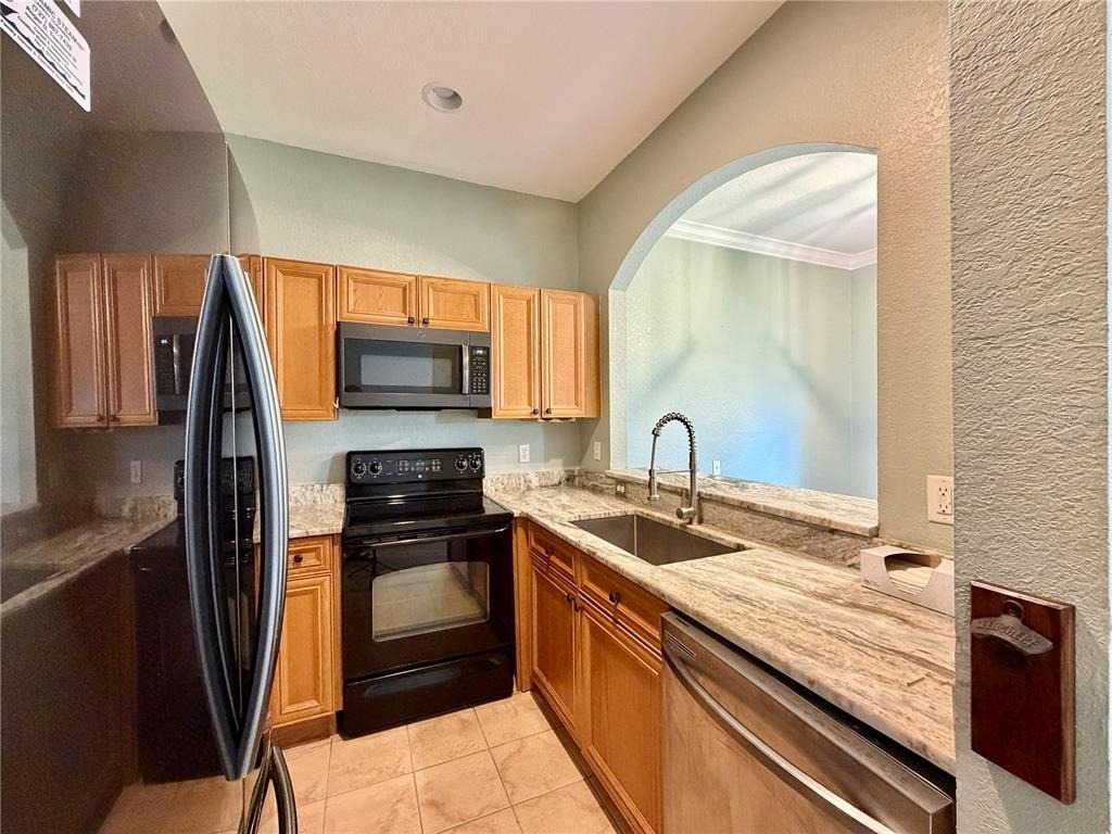 526 101st Avenue N - Photo 10
