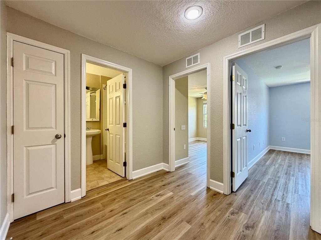 526 101st Avenue N - Photo 15