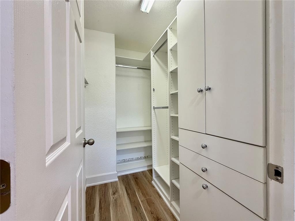 526 101st Avenue N - Photo 20
