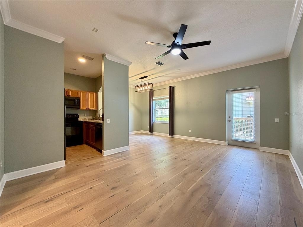 526 101st Avenue N - Photo 6