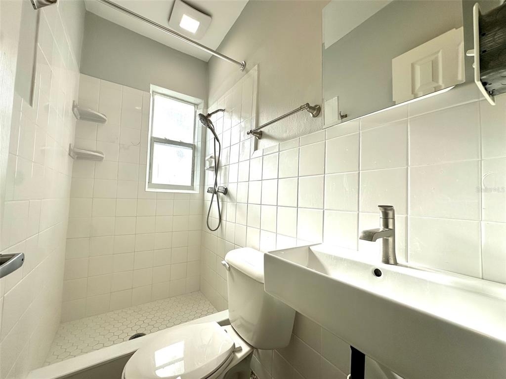 126 11th Avenue Sw - Photo 8