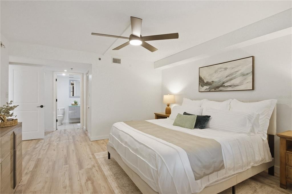 701 S Madison Avenue - Photo 18