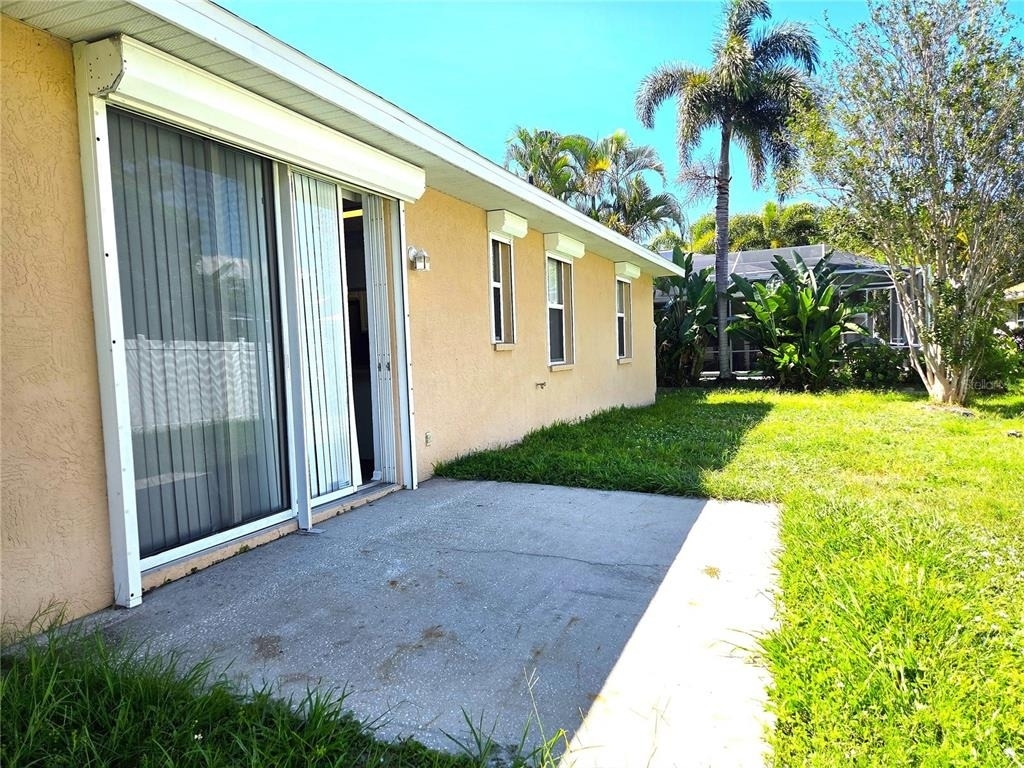 11641 59th Street N - Photo 26