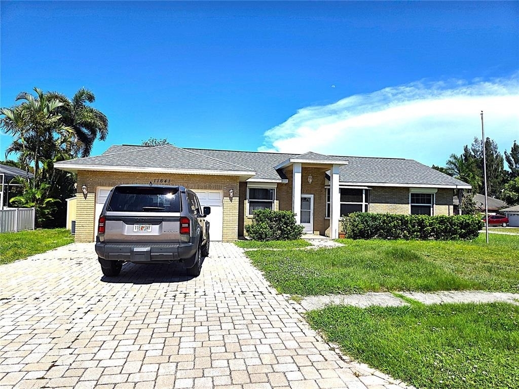 11641 59th Street N - Photo 30