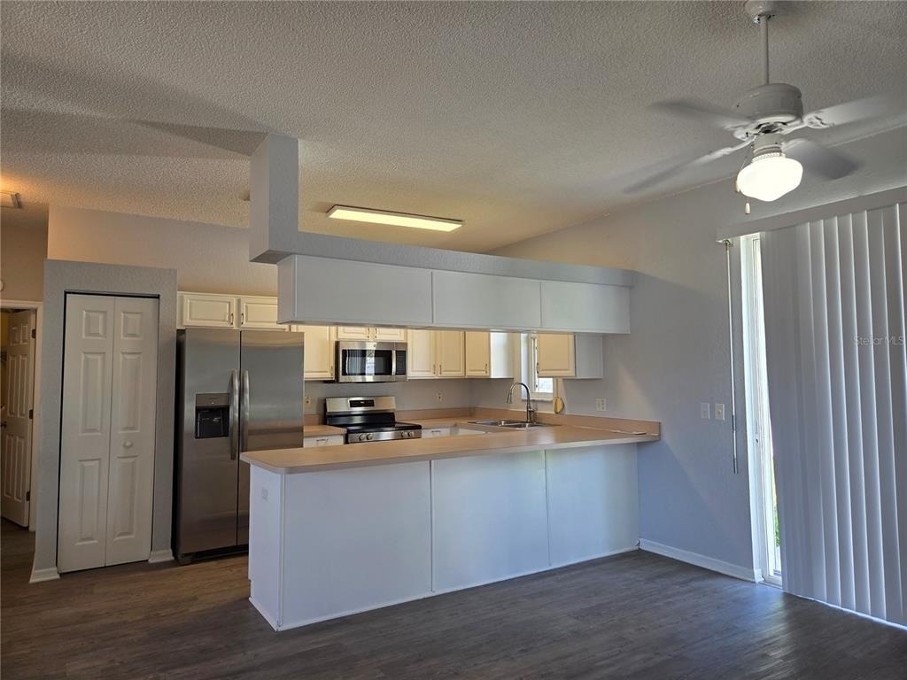 11641 59th Street N - Photo 13