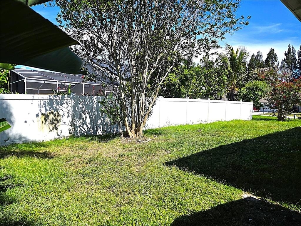 11641 59th Street N - Photo 28