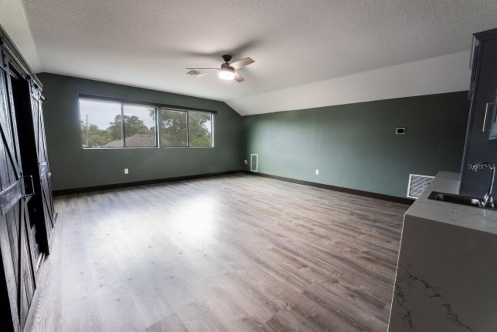 913 Buckhurst Drive - Photo 24