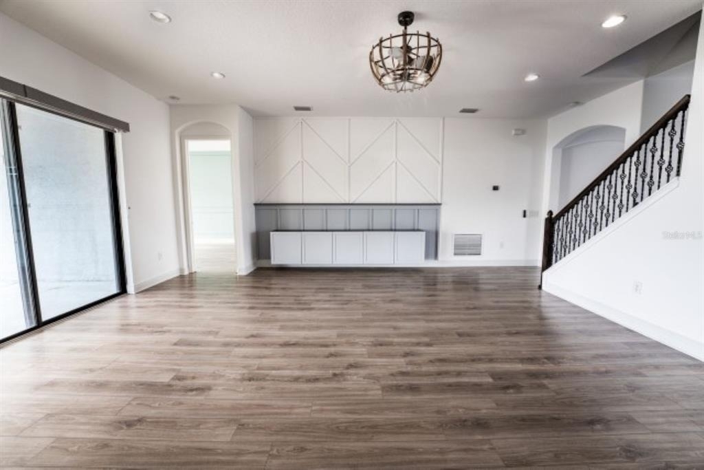 913 Buckhurst Drive - Photo 8