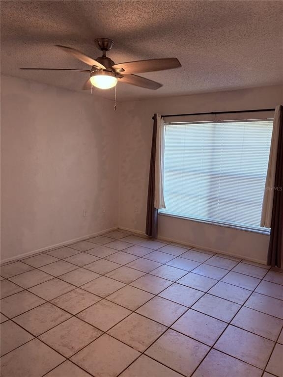 7330 Fairwood Avenue - Photo 10