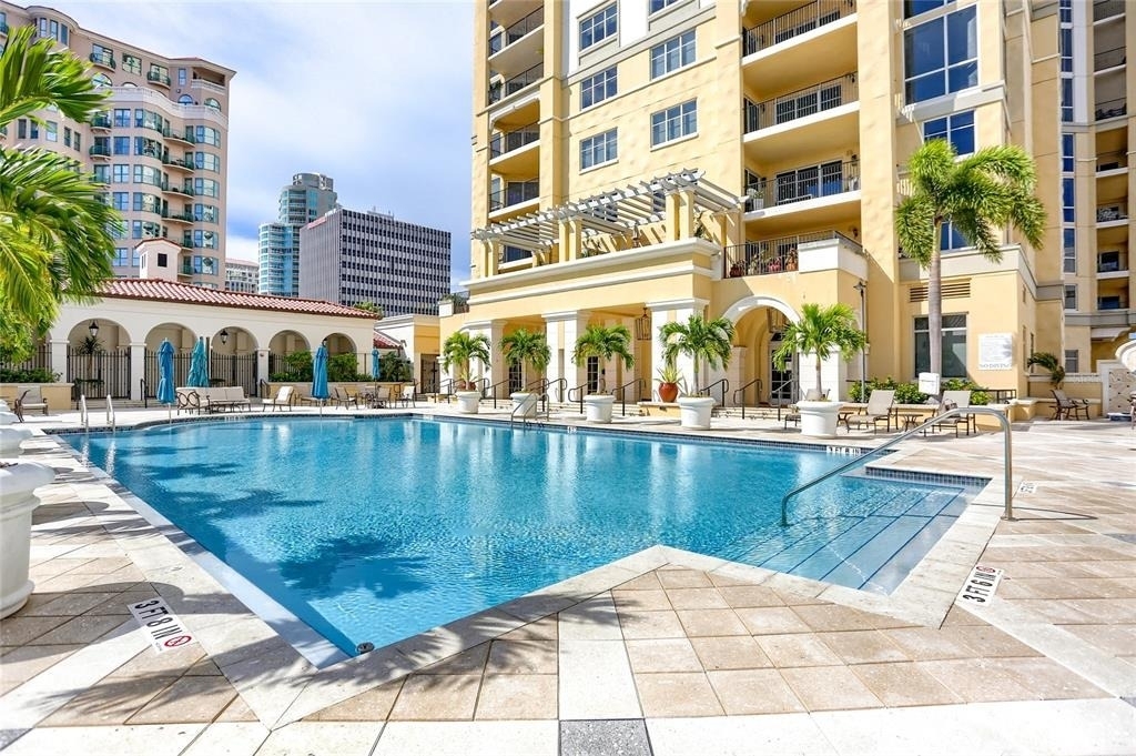 300 Beach Drive Ne - Photo 18