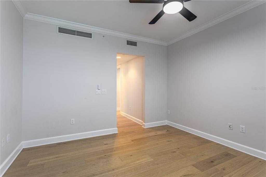 300 Beach Drive Ne - Photo 14