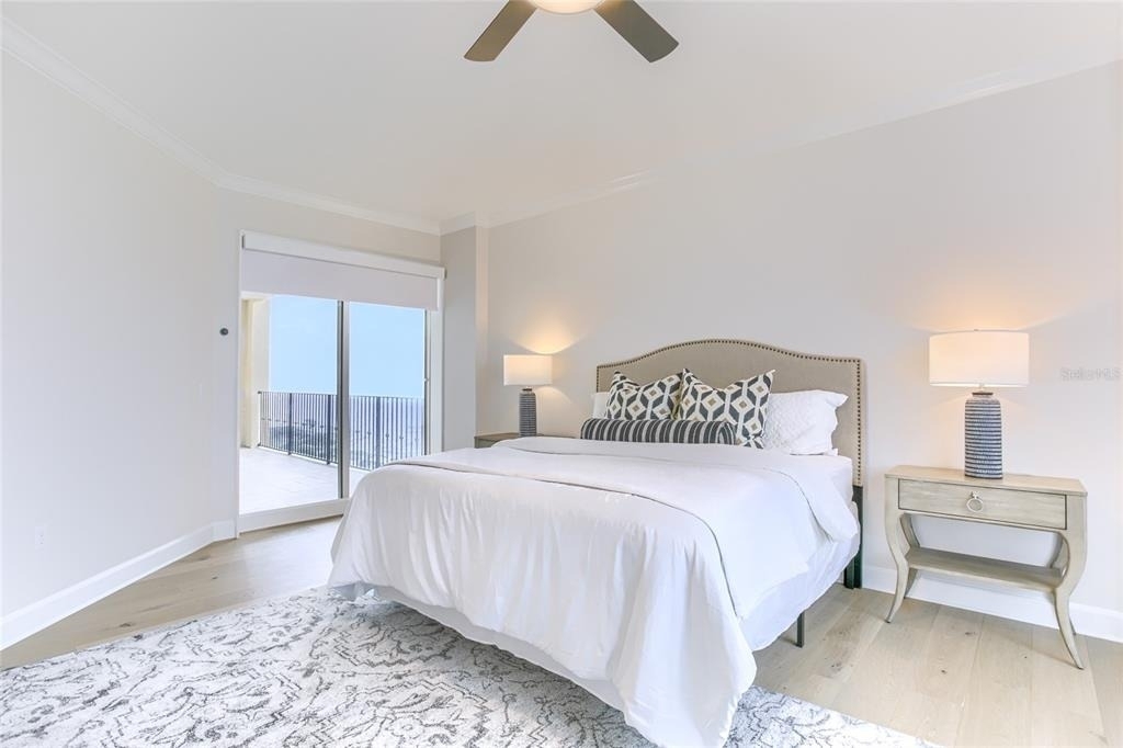 300 Beach Drive Ne - Photo 9