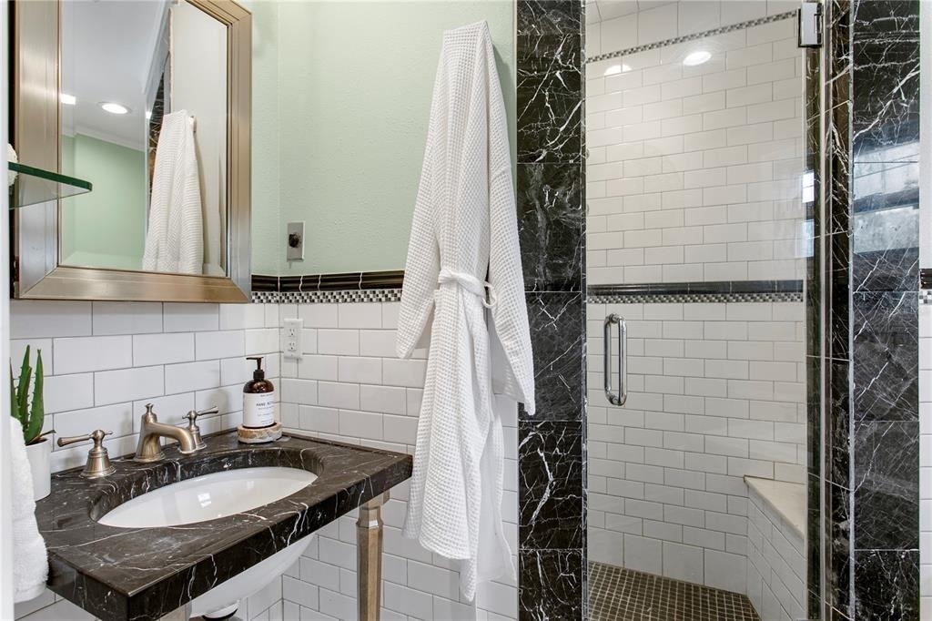 508 Columbia Drive - Photo 18