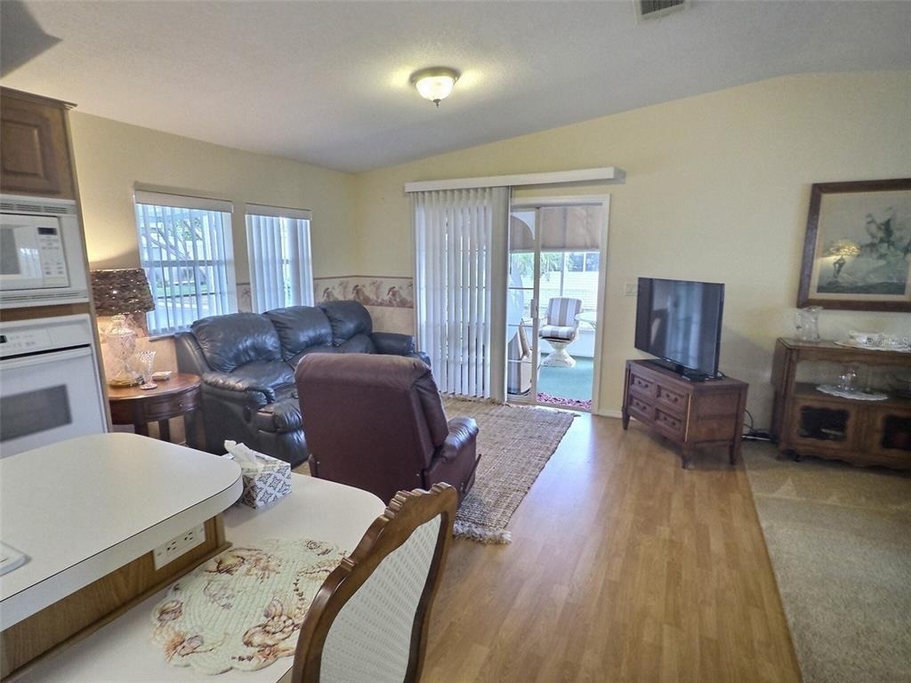 136 Pindo Palm Street W - Photo 6