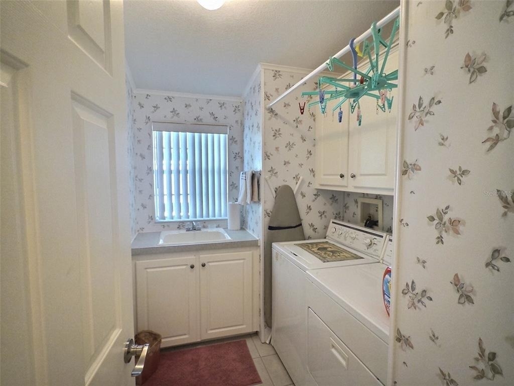 136 Pindo Palm Street W - Photo 5