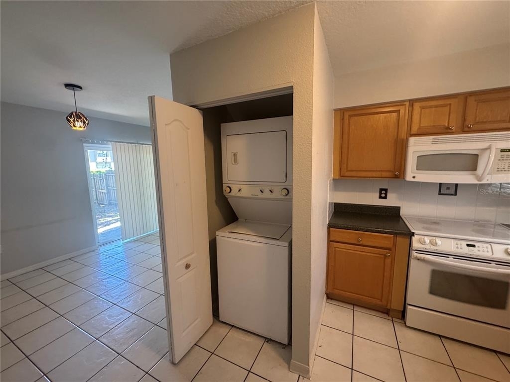 3607 W Idlewild Avenue - Photo 2