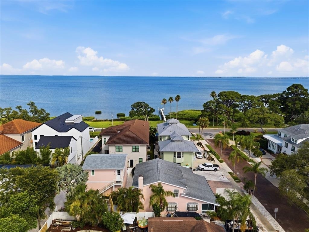 345 Bailey Street - Photo 1