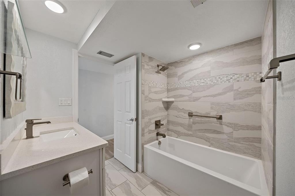 4141 Bayshore Boulevard - Photo 17
