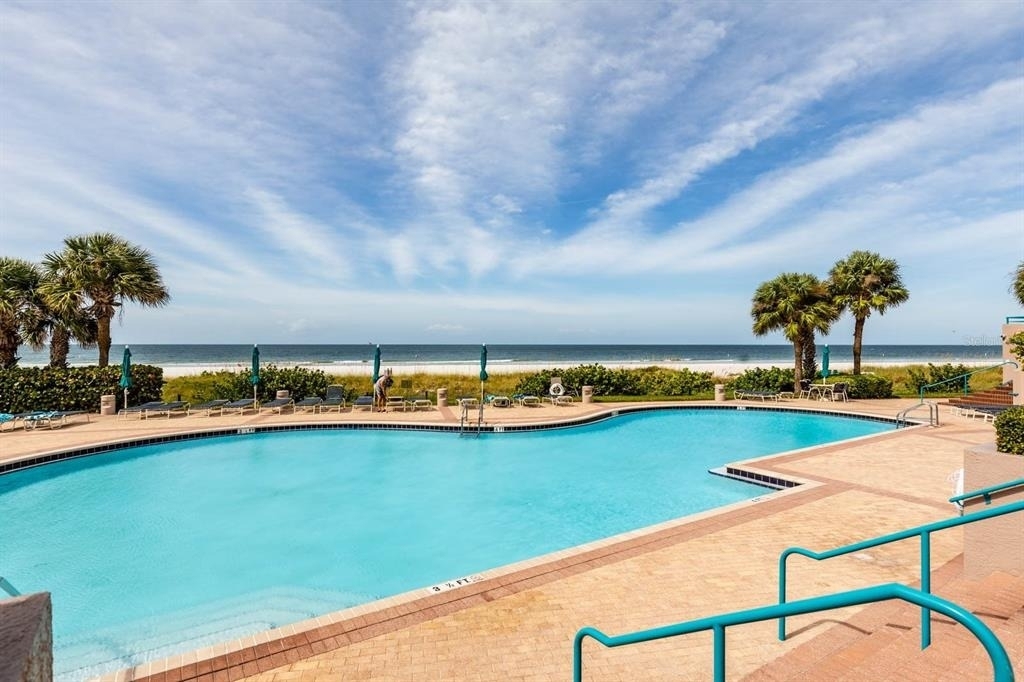 1560 Gulf Boulevard - Photo 53