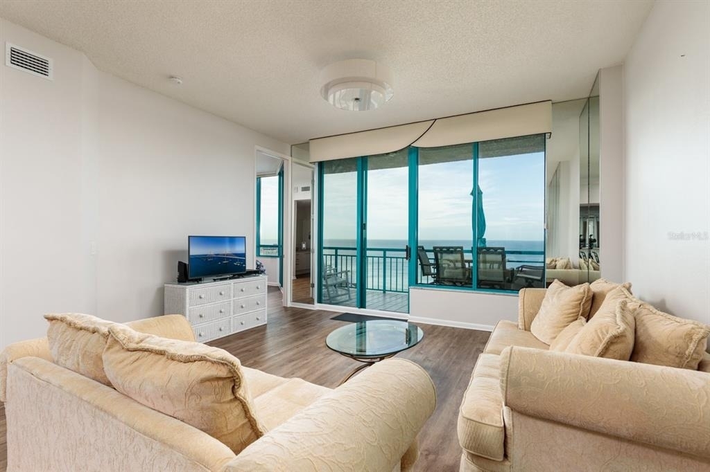 1560 Gulf Boulevard - Photo 19