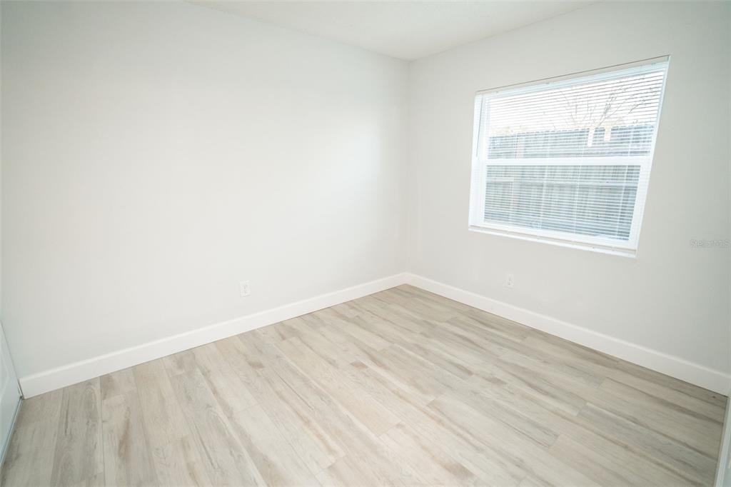 11314 N 52nd Street - Photo 18