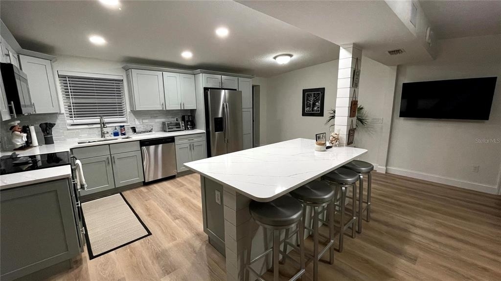 1639 St Catherine Drive W - Photo 6