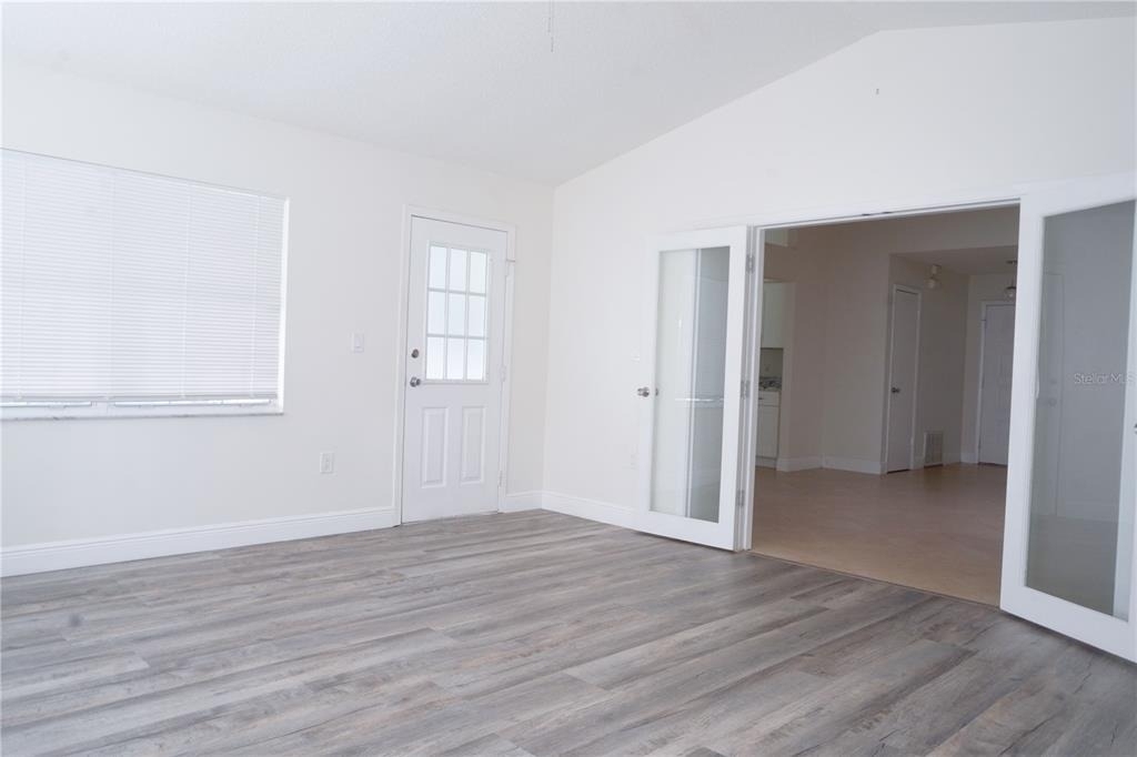 970 Amy Ridge Court - Photo 4