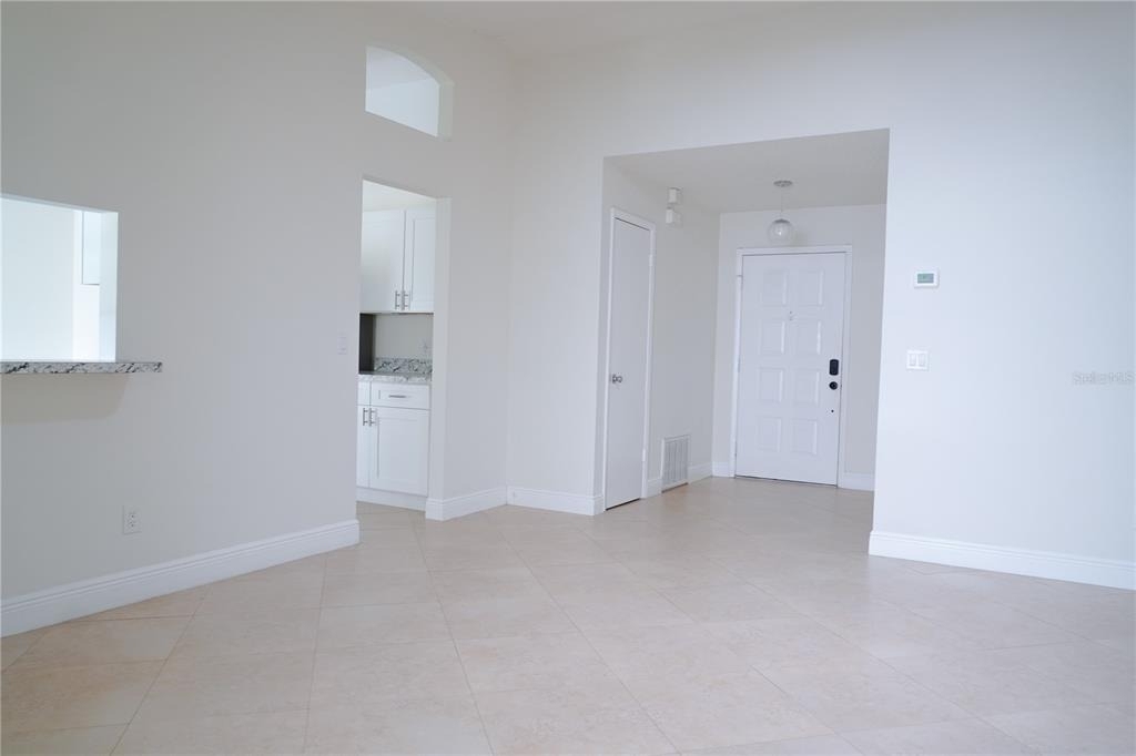970 Amy Ridge Court - Photo 6