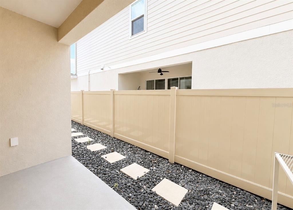 1502 Erin Breeze Lane - Photo 18