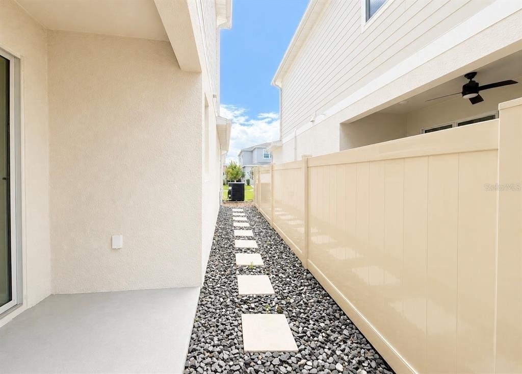 1502 Erin Breeze Lane - Photo 19