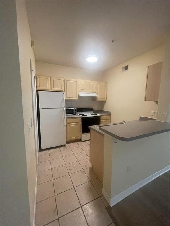8820 Dunes Court - Photo 3