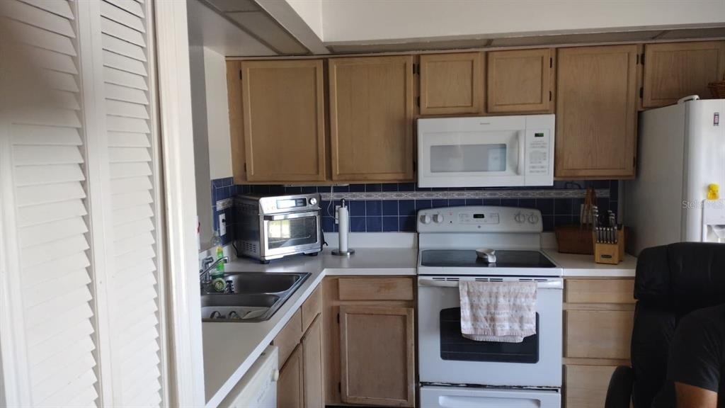 13829 Timberland Drive - Photo 8