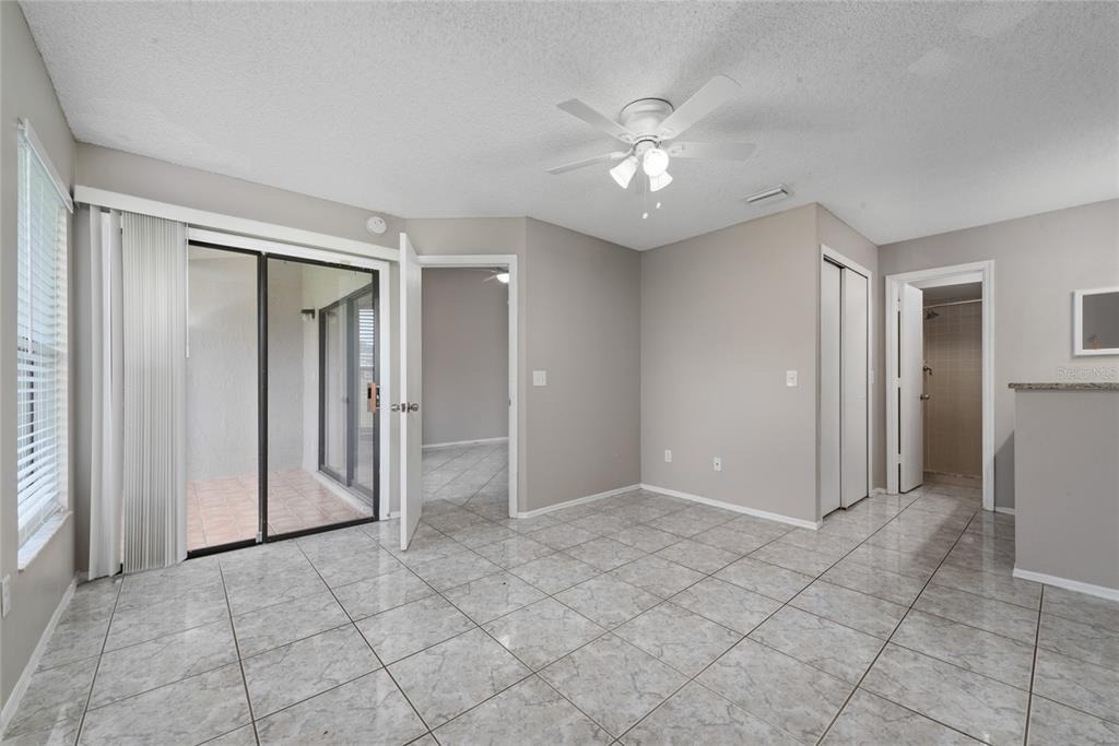 140 Lakepointe Circle - Photo 14
