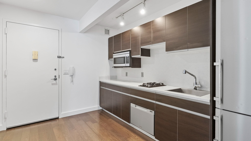116 John Street - Photo 2
