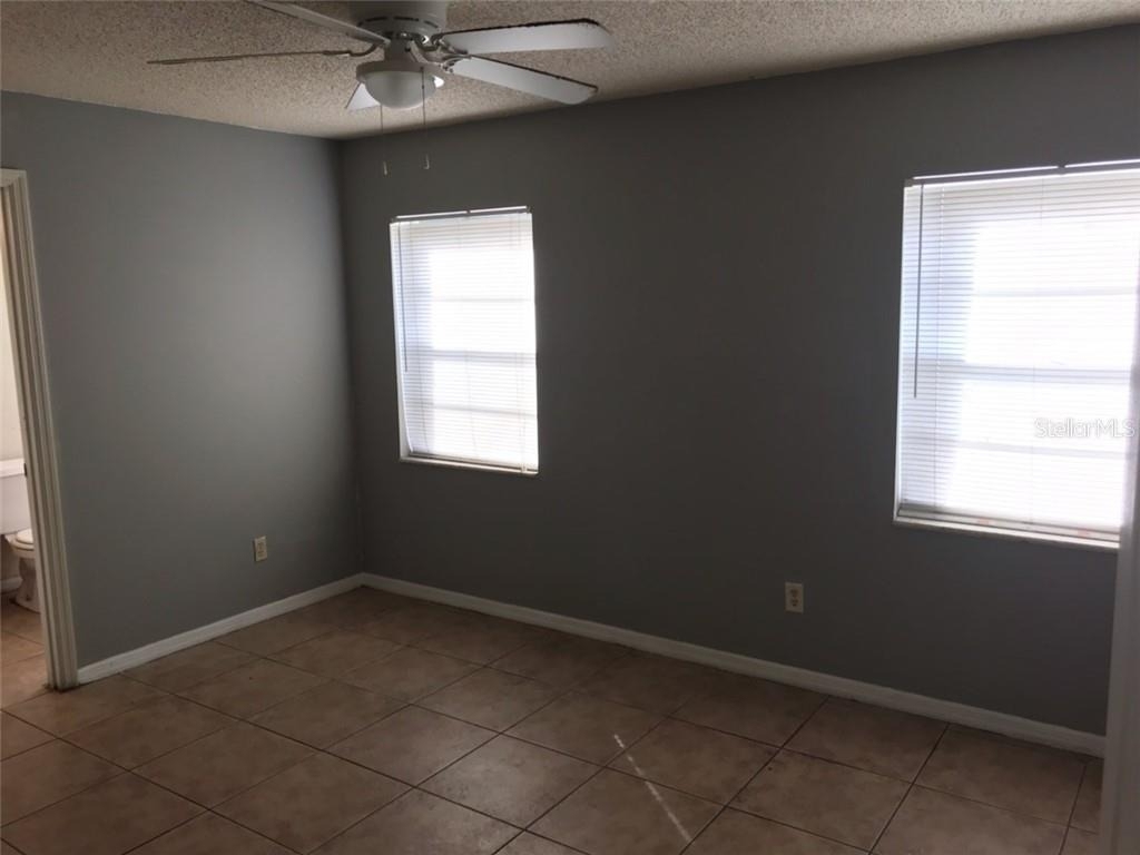 2415 S Cedar Avenue - Photo 2