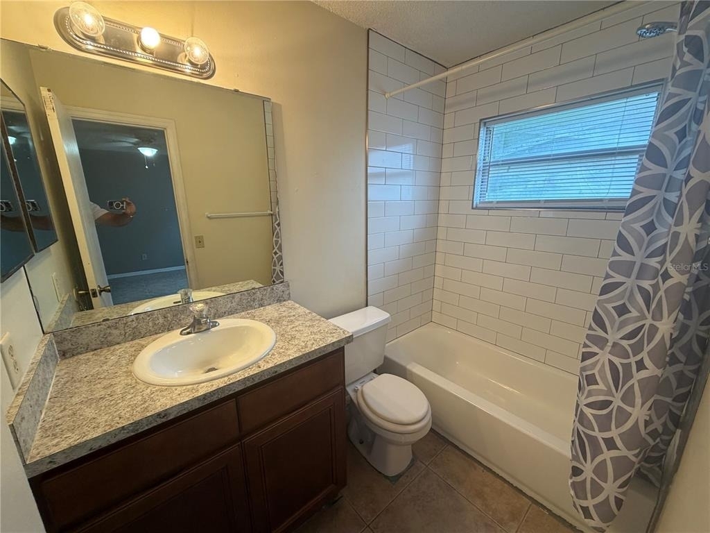 2415 S Cedar Avenue - Photo 9