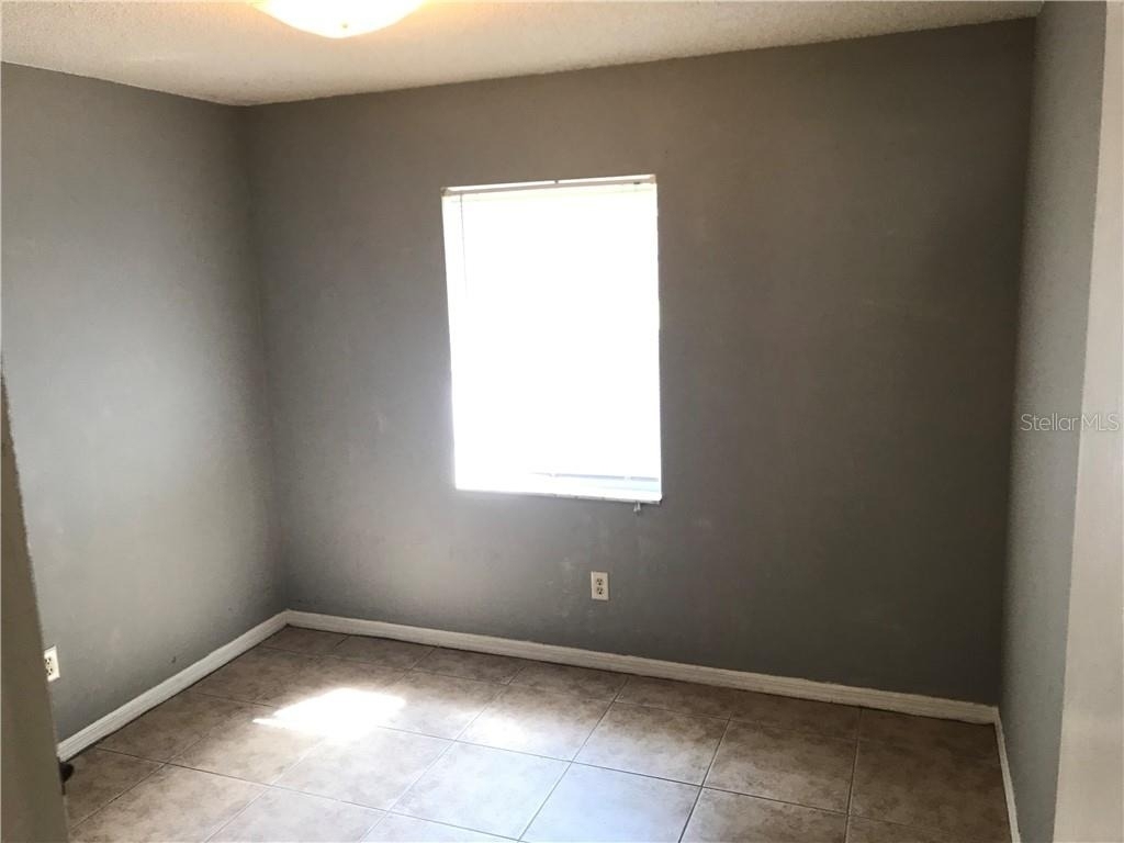 2415 S Cedar Avenue - Photo 12