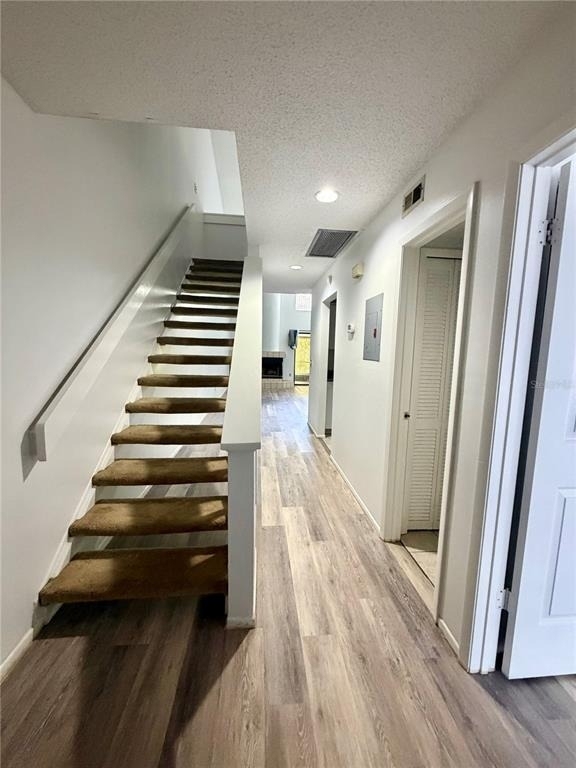 498 Club Drive - Photo 2